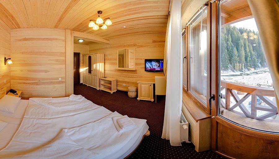 Forest House Tatariv Habitación foto