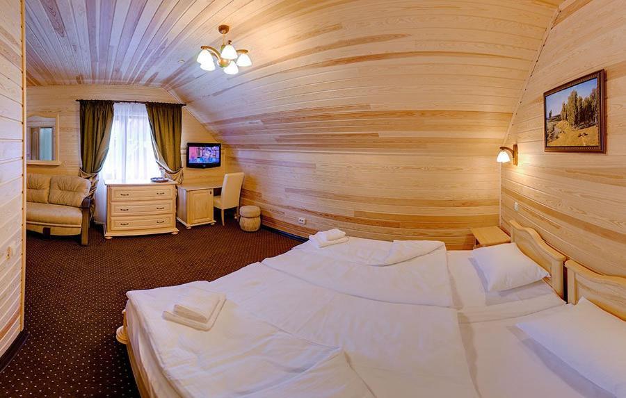 Forest House Tatariv Habitación foto